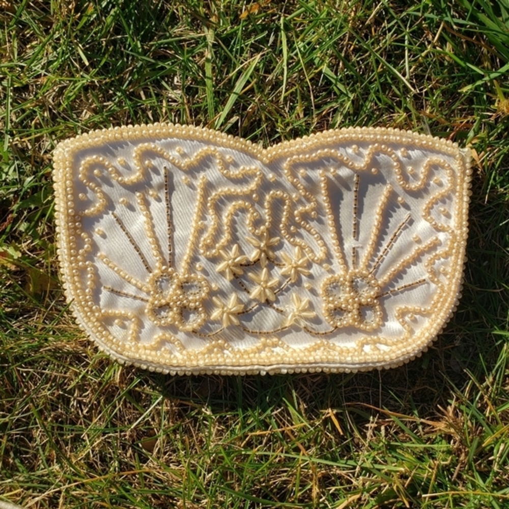 Vintage Beaded‎ Clutch